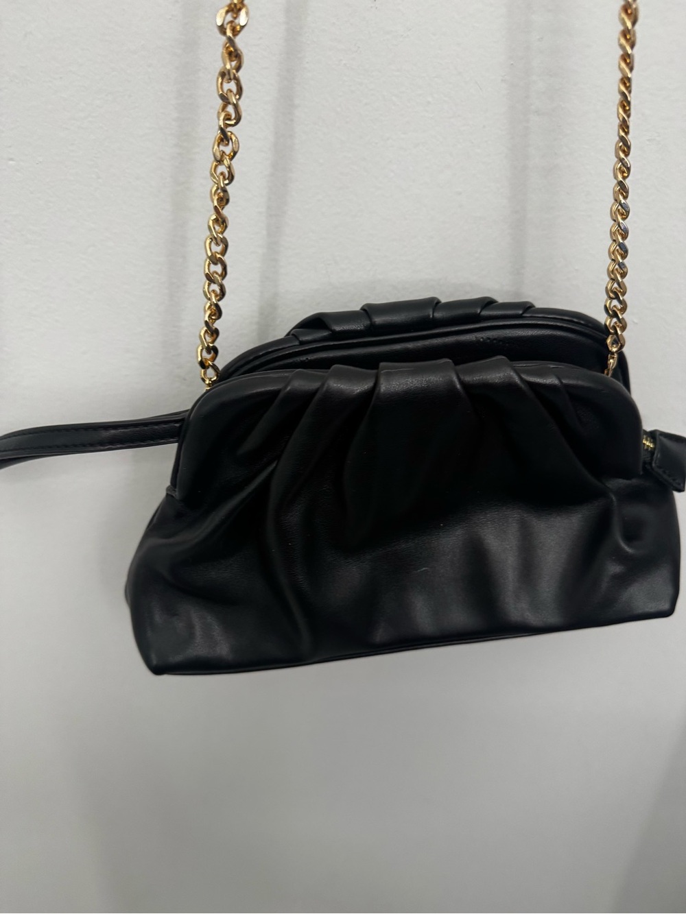 Madison Black Handbag with Gold Nameplate